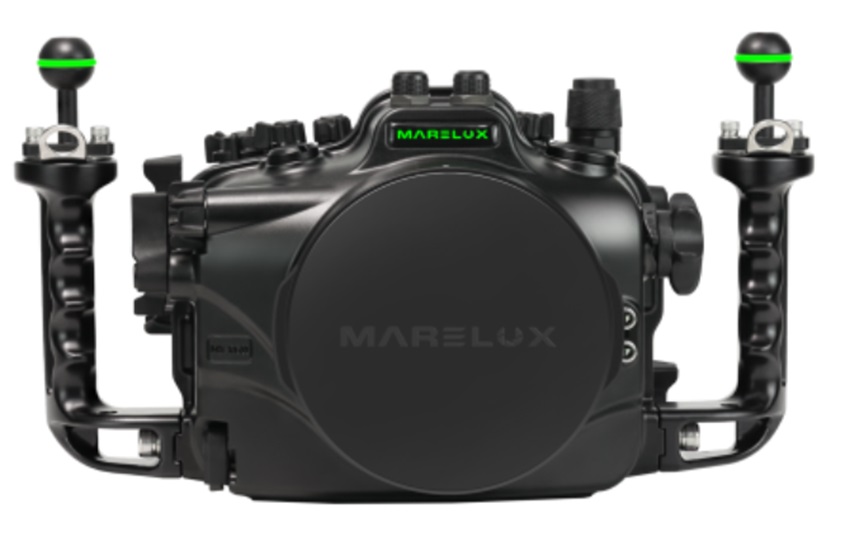 Canon EOS R6 II underwater housing by Marelux