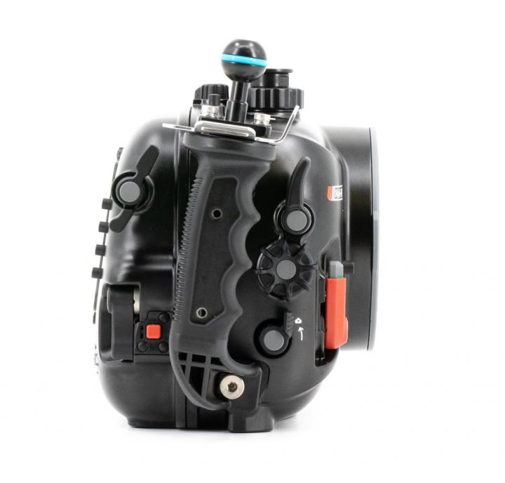 Blackmagic Pocket Cinema Camera 6K Underwater Housing by Nauticam