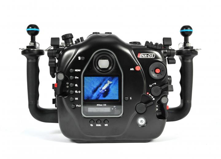 Nikon D5 Unterwassergehäuse von Nauticam