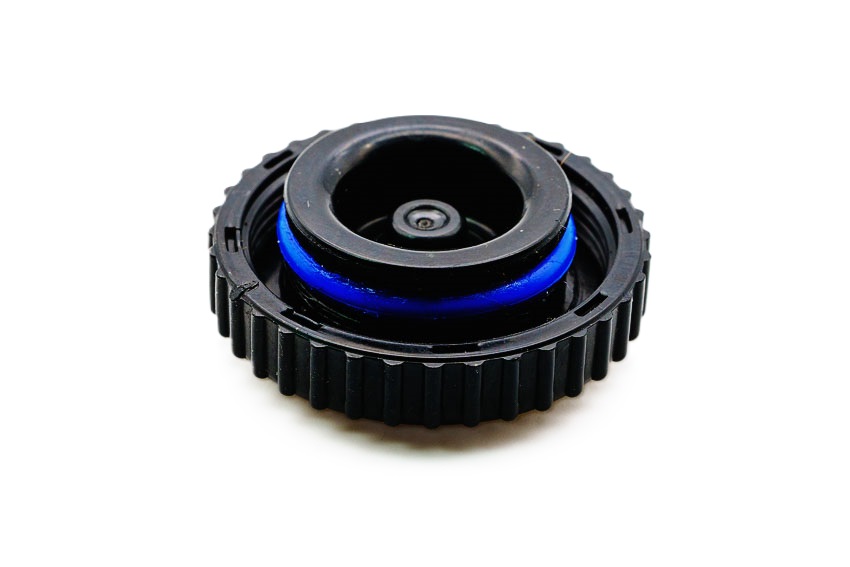 Cover for synchro socket with O-ring