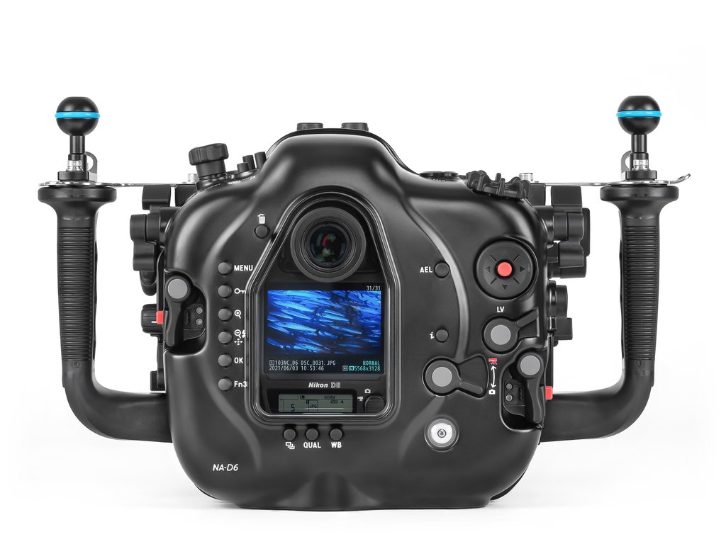 Nikon D6 Underwater housing by Nauticam